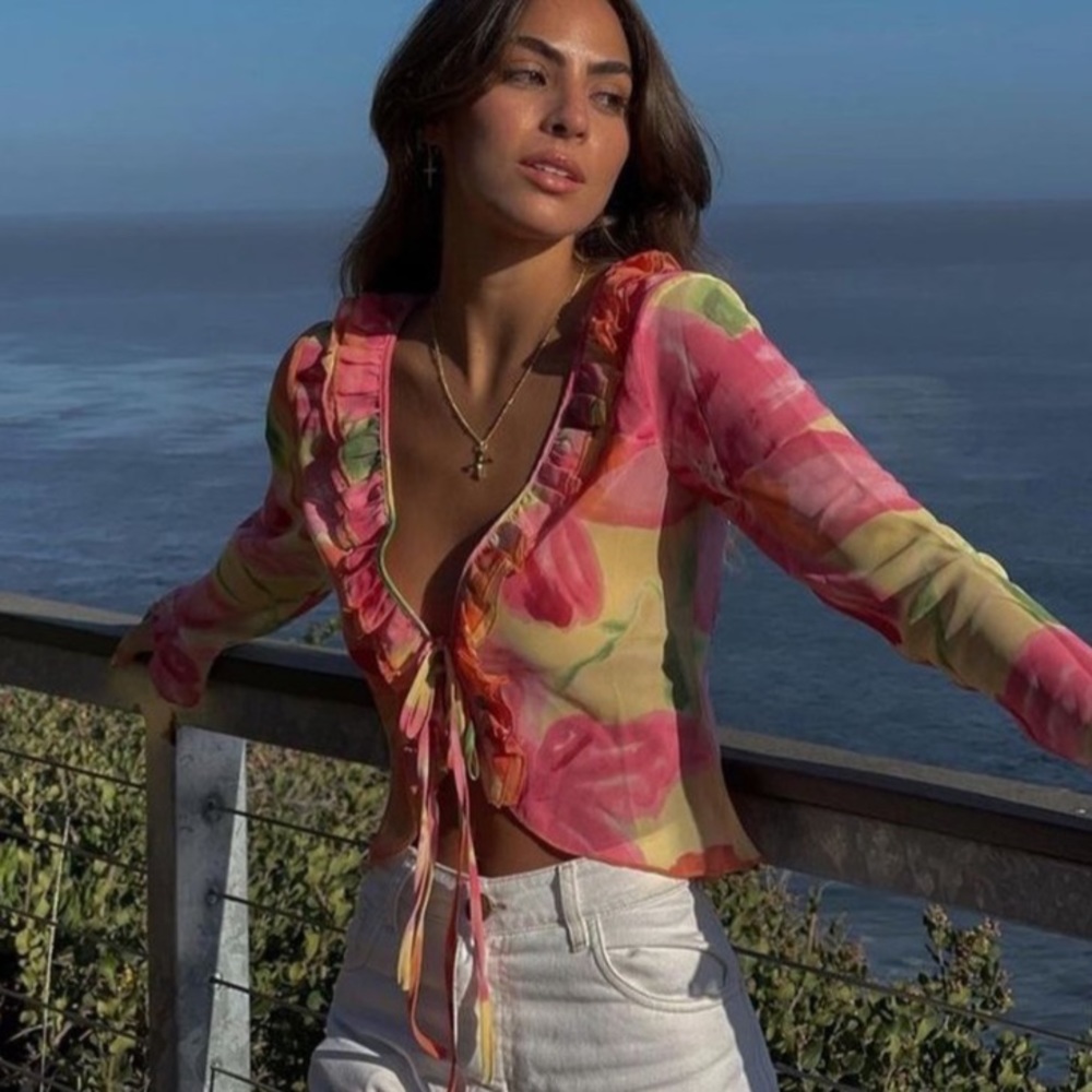 FLORAL RUFFLE TIE TOP - Picture 3 of 4